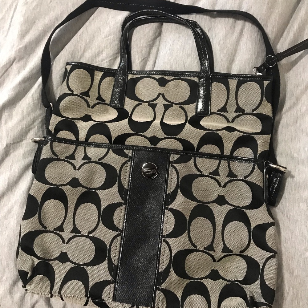 Authentic Coach purse 👜